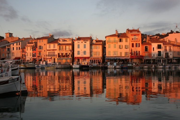 Cassis harbour - sunset