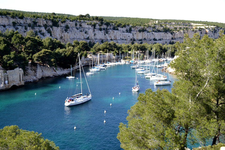 Calanque Port Miou Cassis - Parc National des Calanques Calanque Port Miou Cassis - Parc National des Calanques